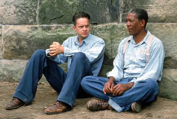 肖申克的救赎|The Shawshank Redemption|4K·蓝光原盘（1994）No.1豆瓣电影Top250美国 / 犯罪 / 剧情 / 1994-09-10(多伦多电影节)上映 / 片长142分钟▍剧情简介