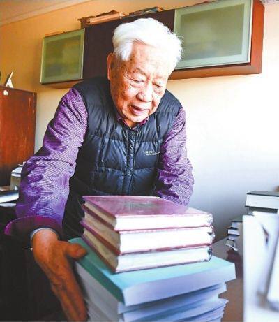 100多篇论文被知网擅自收录，九旬教授维权获赔70多万元详情点击⏬网友评论