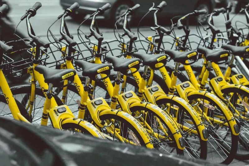 OFO共享单车蜜汁操作，拉好友加速退押金▍本篇文章摘自 铅笔道 👈🏻-------------------------------近日有网友发现，#共享单车 #ofo 在App中推出了一个“拉好友帮你退押”的功能