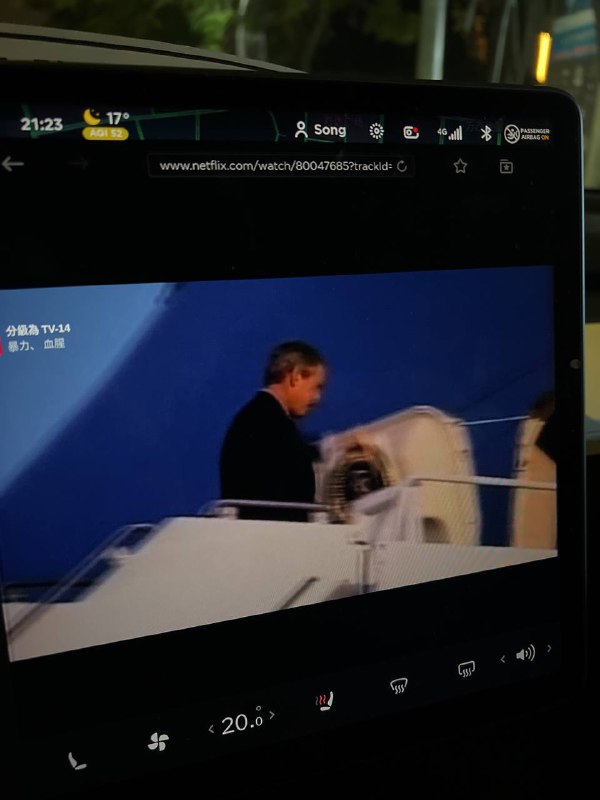 #特斯拉 系统更新以后，自带的网可以翻墙#特斯拉 系统更新以后，自带的网可以翻墙